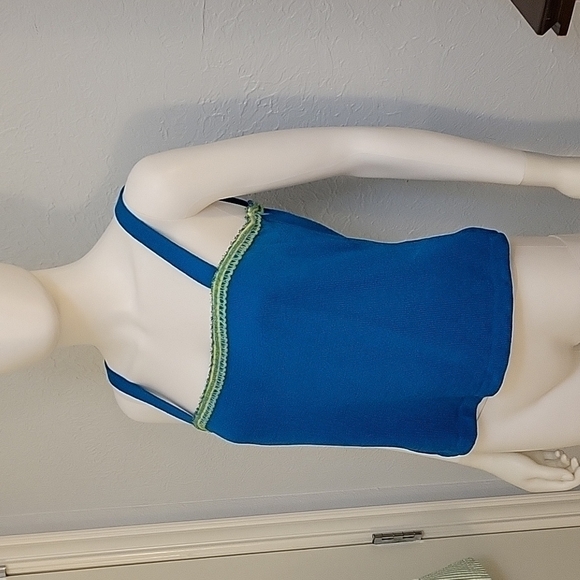 St. JOHN BY MARIE GRAY Cropped Square Neck Decorative Trim Sweater Tank - Picture 2 of 7